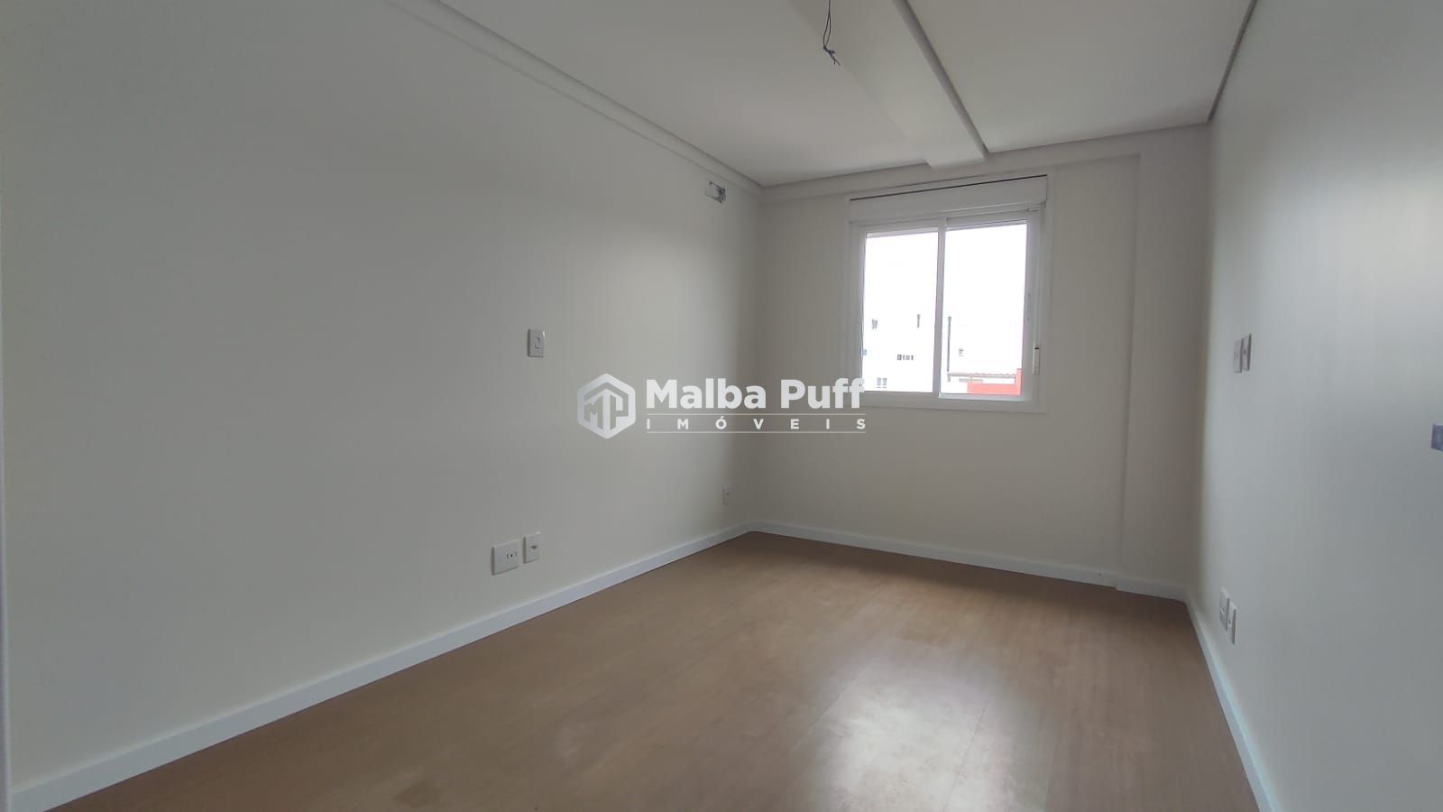 Apartamento à venda com 2 quartos, 81m² - Foto 13