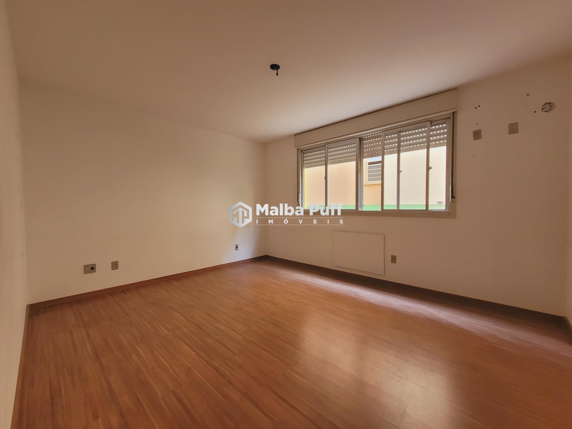 Apartamento à venda com 2 quartos, 87m² - Foto 1