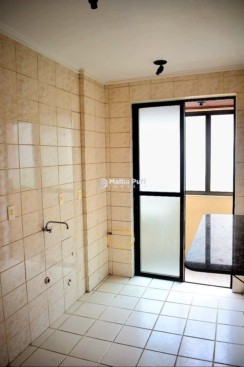 Apartamento à venda com 3 quartos, 93m² - Foto 9