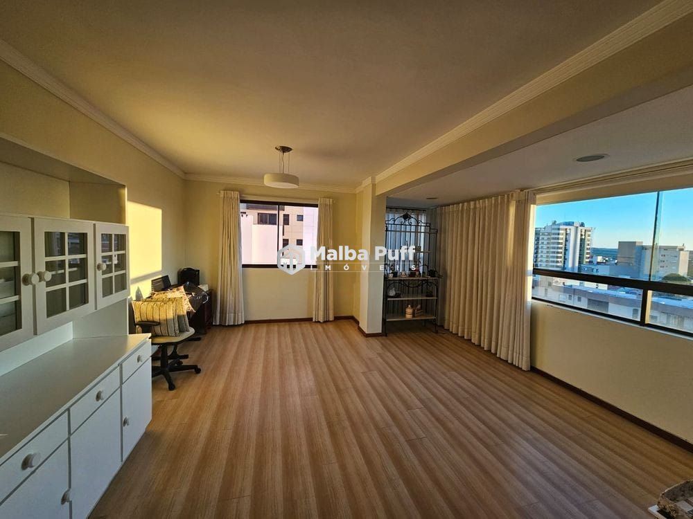 Apartamento à venda com 3 quartos, 126m² - Foto 14