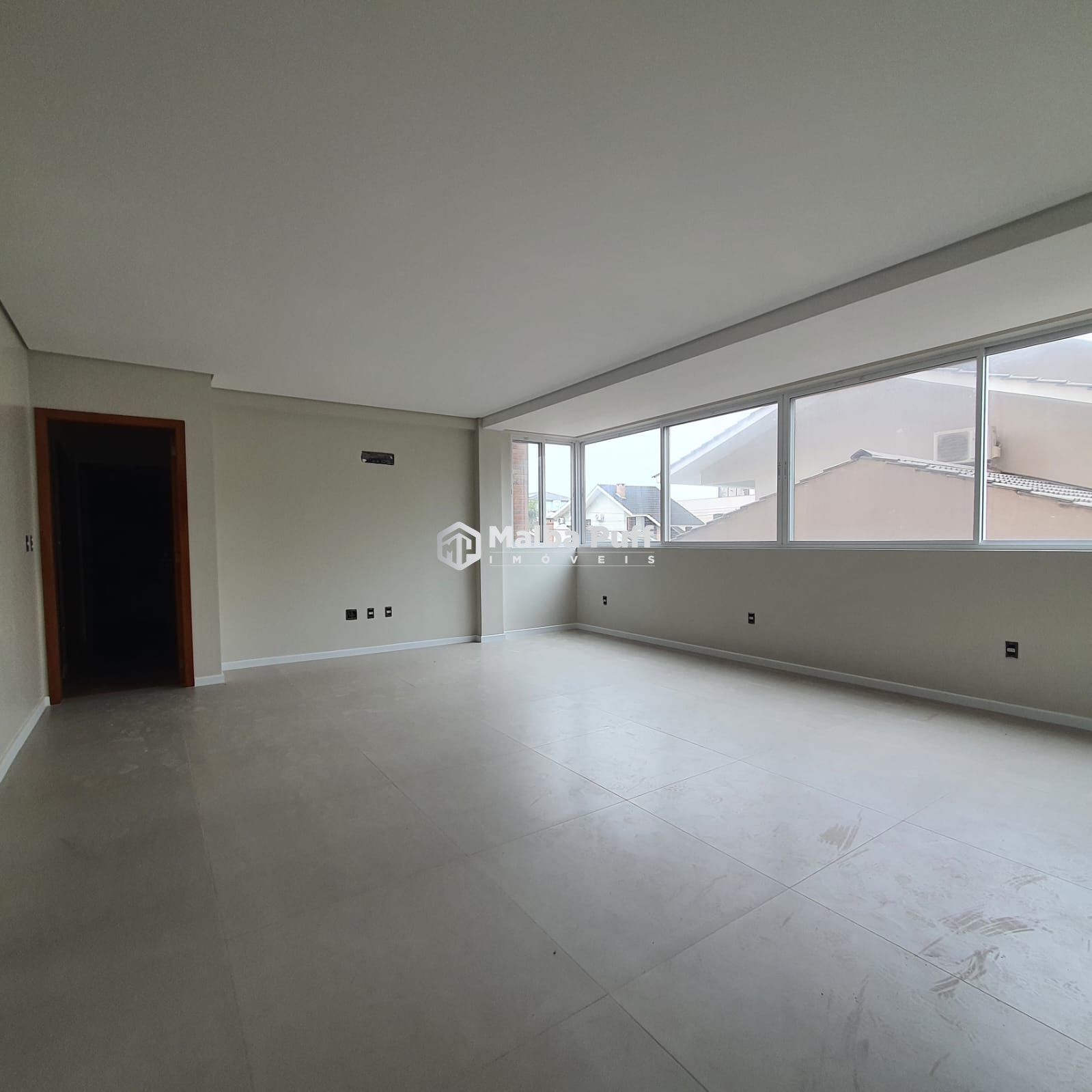Apartamento de 3 quartos, 117m² no bairro Camobi, em Santa Maria | Eu Corretor
