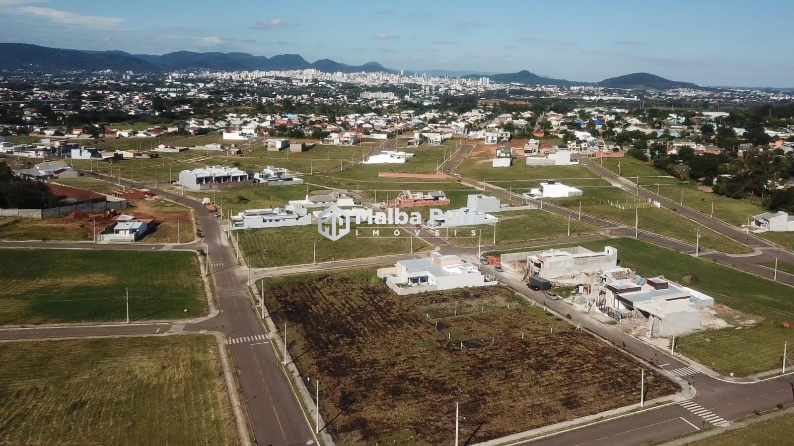 Terreno à venda, 300m² - Foto 1