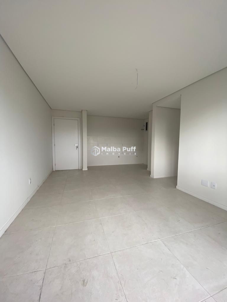 Apartamento à venda com 2 quartos, 66m² - Foto 5