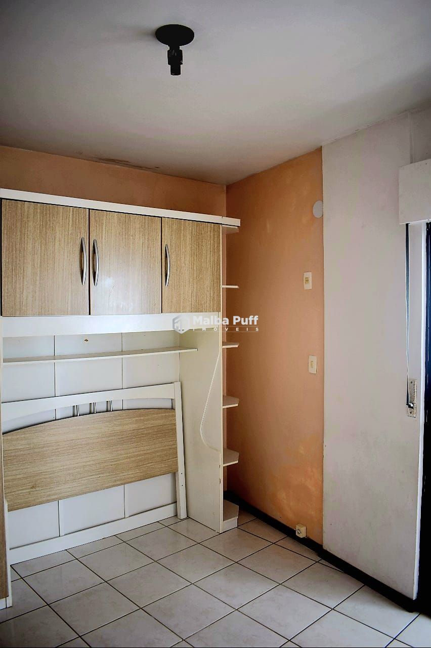 Apartamento à venda com 3 quartos, 93m² - Foto 4