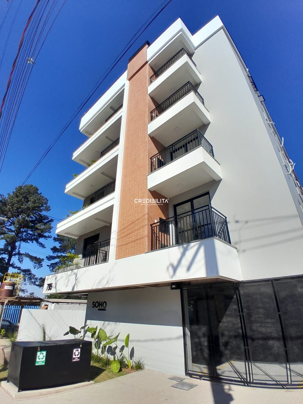 Apartamento novo 01 dormitório semi mobiliado