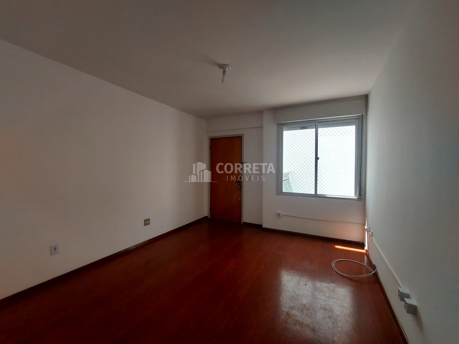 Apartamento à venda com 1 quarto, 72m² - Foto 2