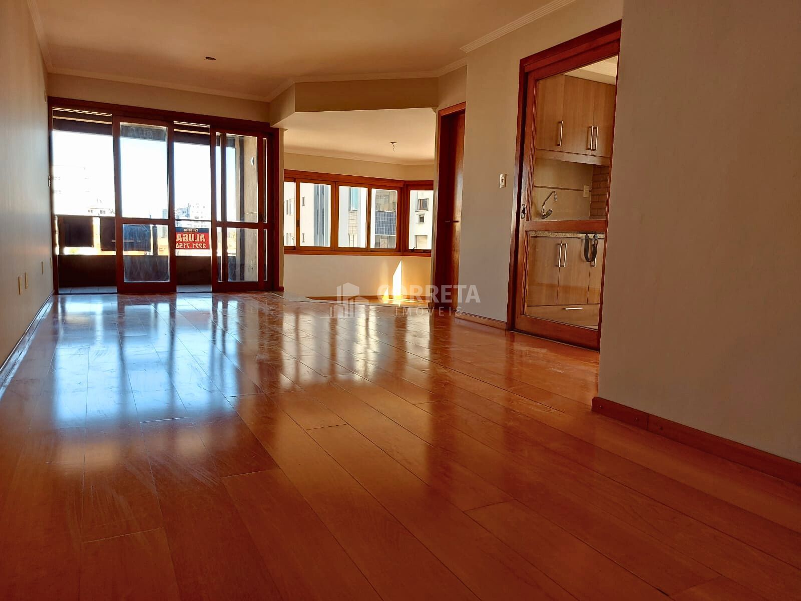 Apartamento para alugar com 4 quartos, 255m² - Foto 5