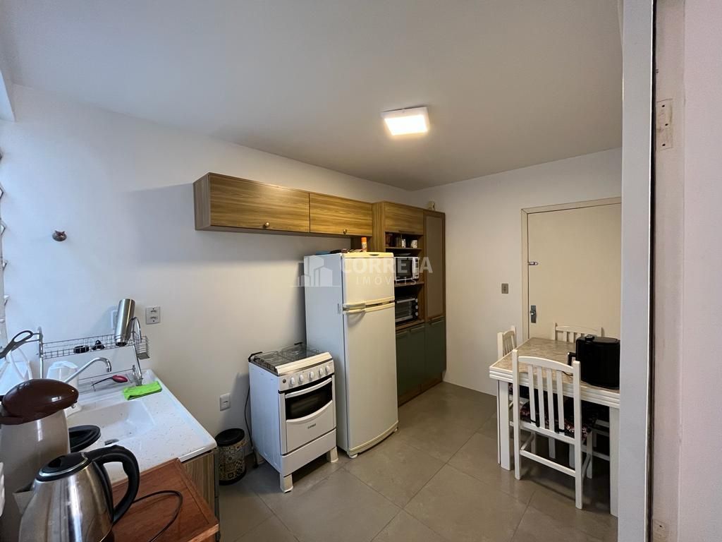 Apartamento à venda com 3 quartos, 90m² - Foto 4