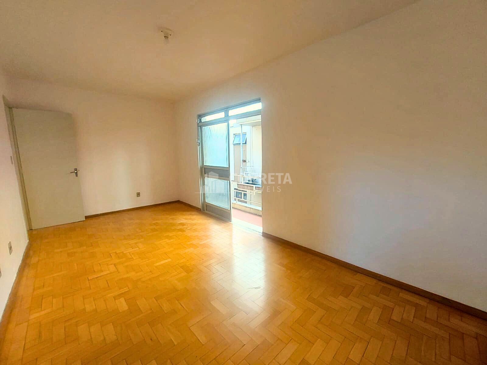 Apartamento para alugar com 3 quartos, 120m² - Foto 3