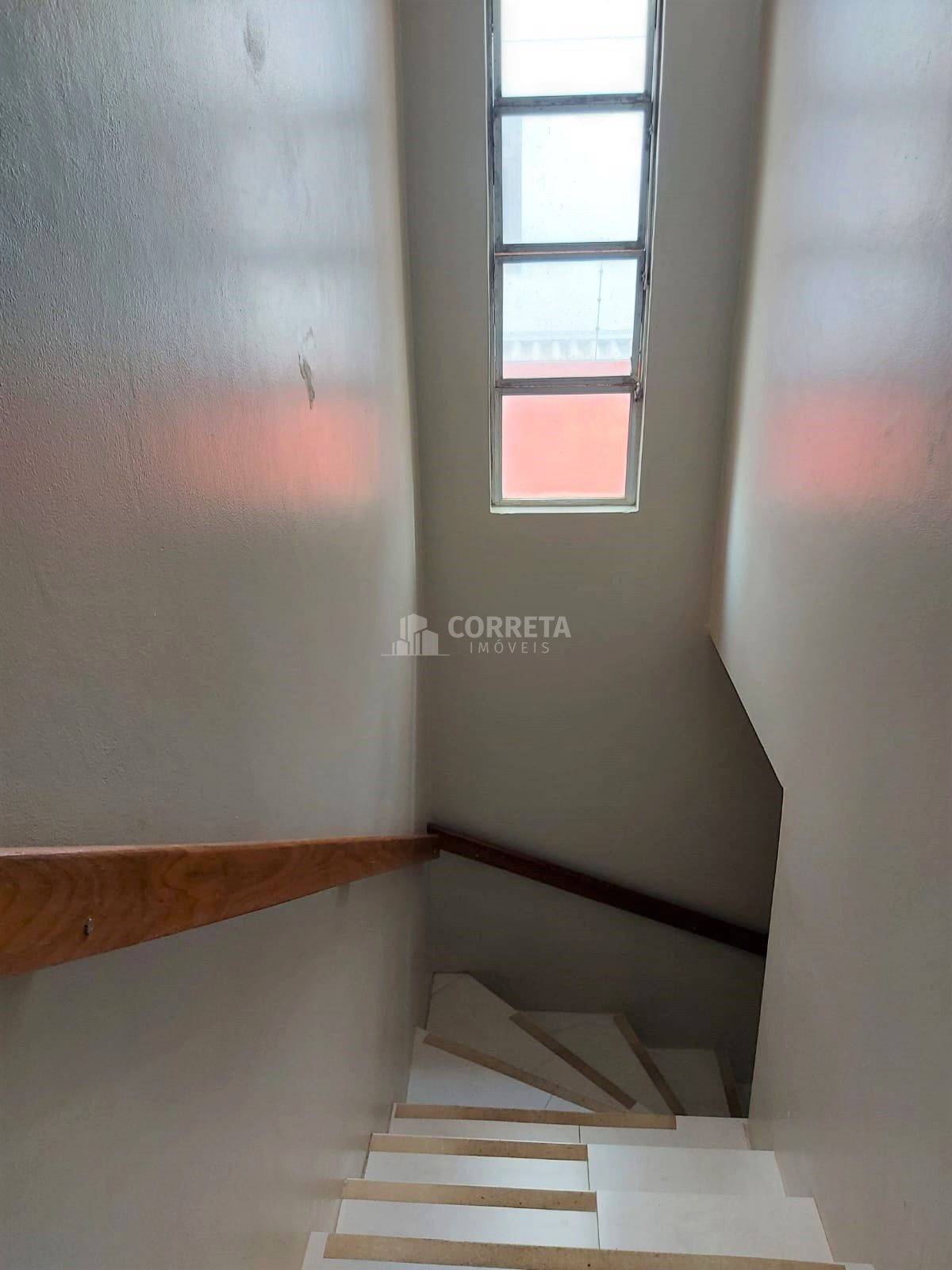 Casa à venda com 3 quartos, 168m² - Foto 8