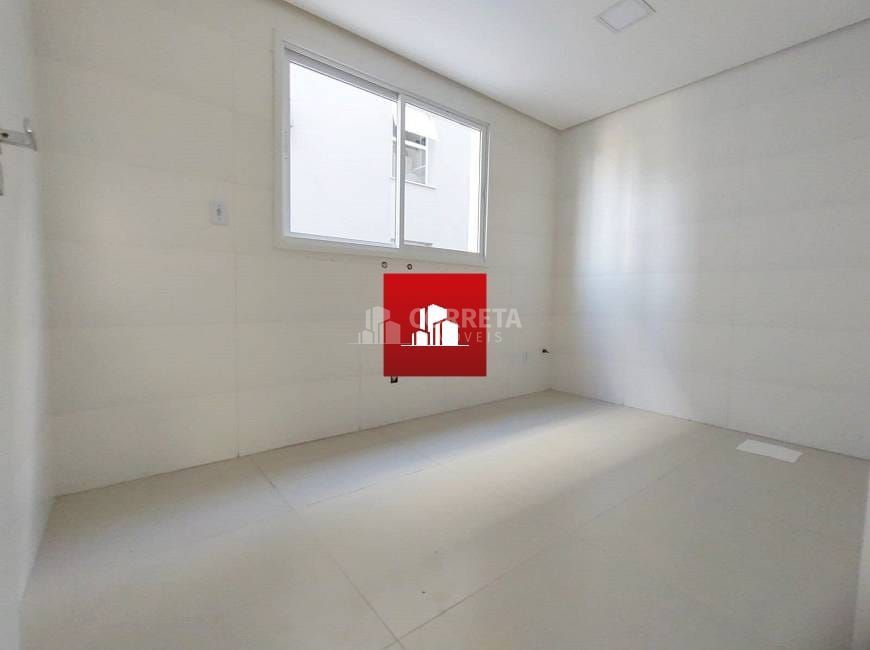 Apartamento à venda com 2 quartos, 79m² - Foto 4