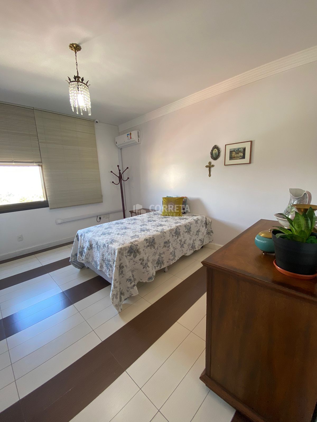 Apartamento à venda com 3 quartos, 240m² - Foto 11