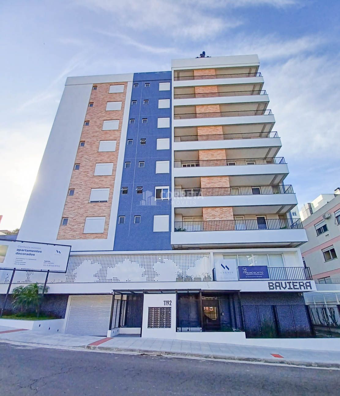 Lindo apartamento à venda, 1 dormitório, com sacada, churrasqueira e box de gara