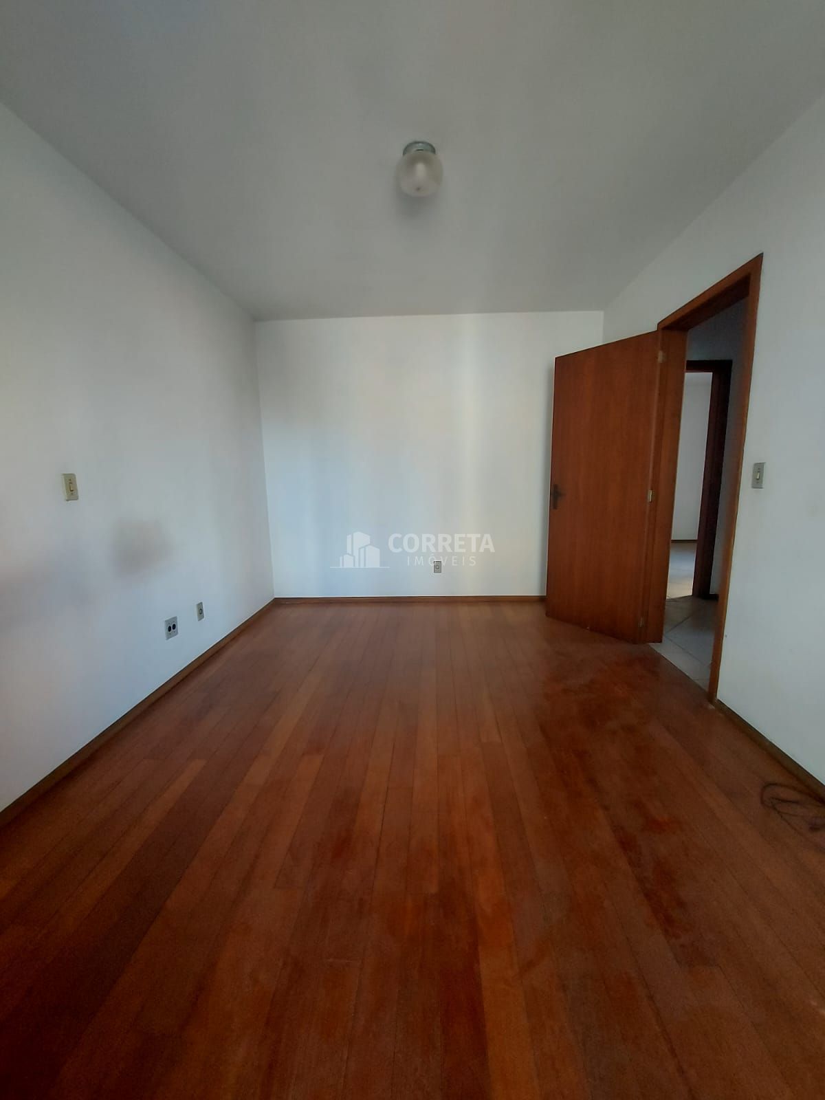 Apartamento à venda com 2 quartos, 80m² - Foto 9