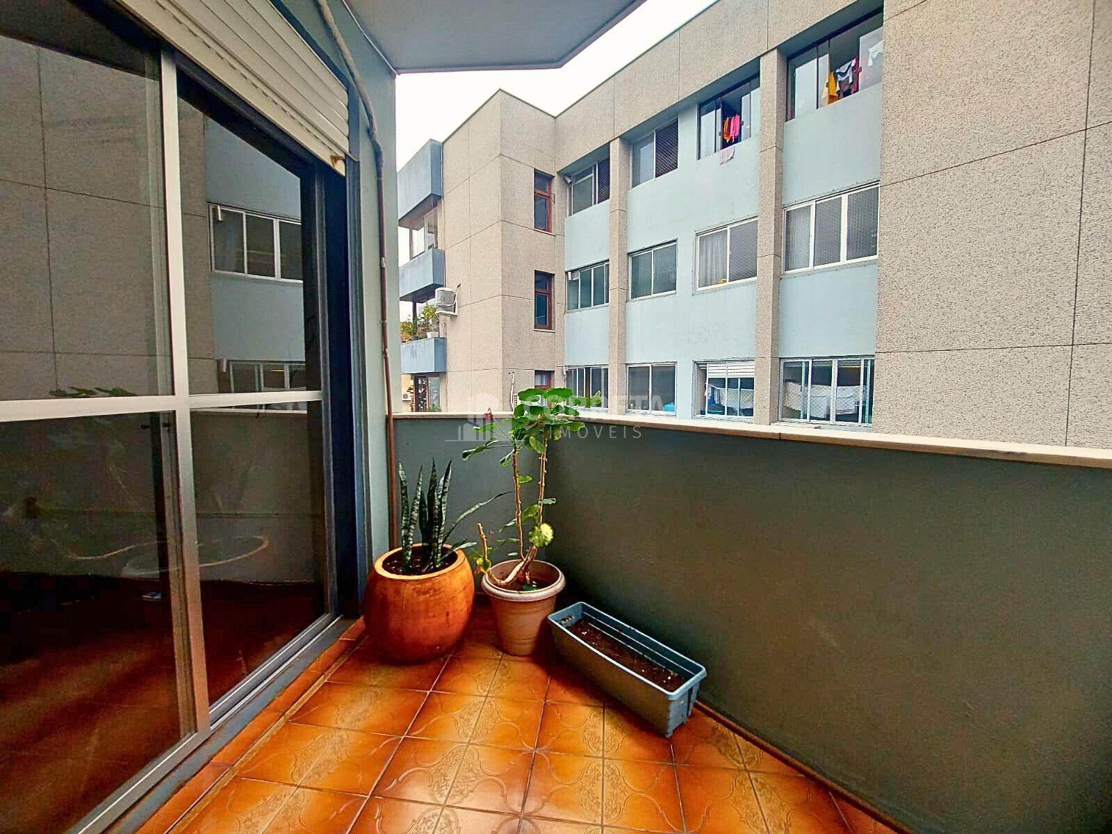 Apartamento à venda com 3 quartos, 89m² - Foto 4