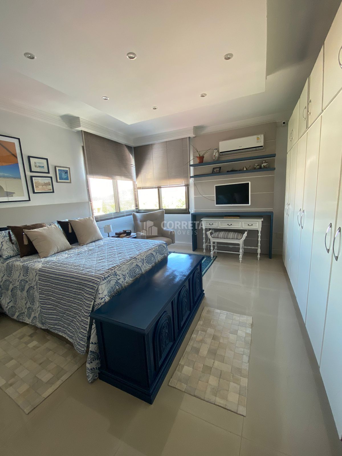 Apartamento à venda com 3 quartos, 240m² - Foto 9