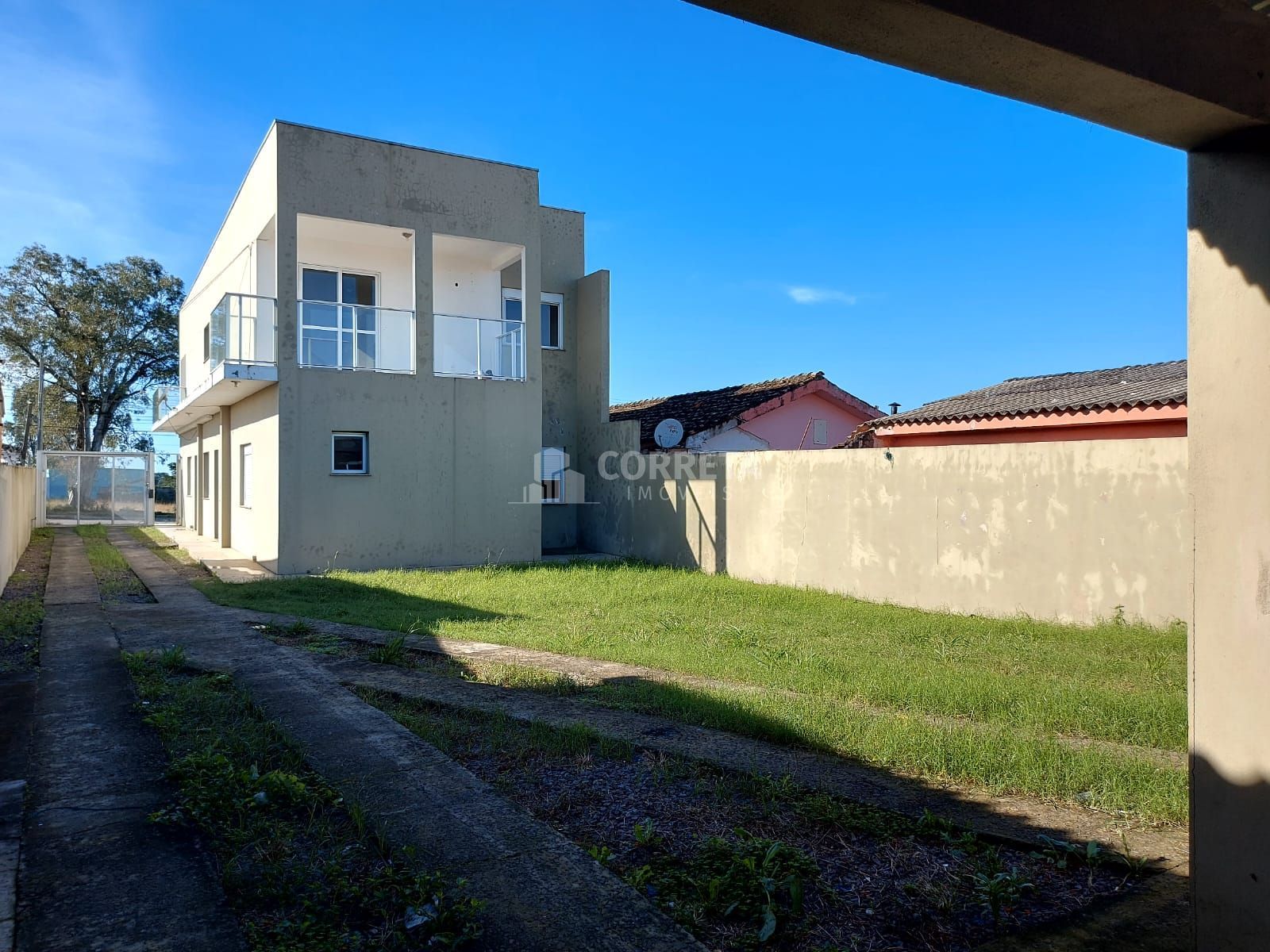 Casa Comercial à venda com 3 quartos, 266m² - Foto 4