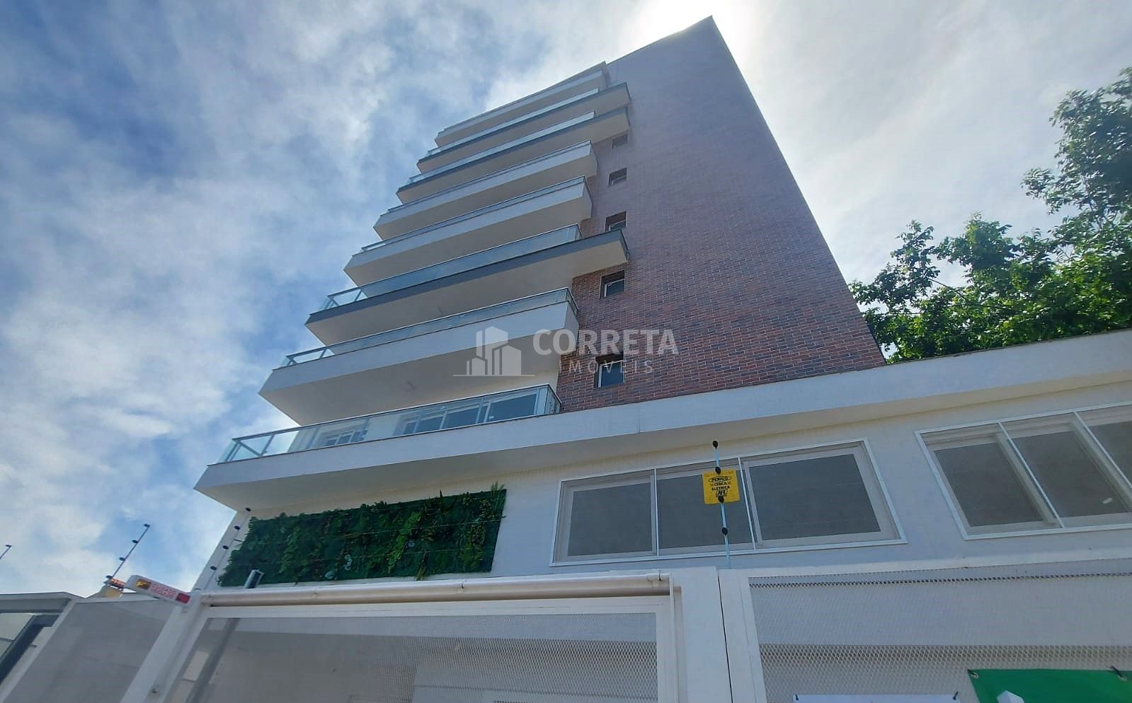 Cobertura à venda com 4 quartos, 239m² - Foto 1