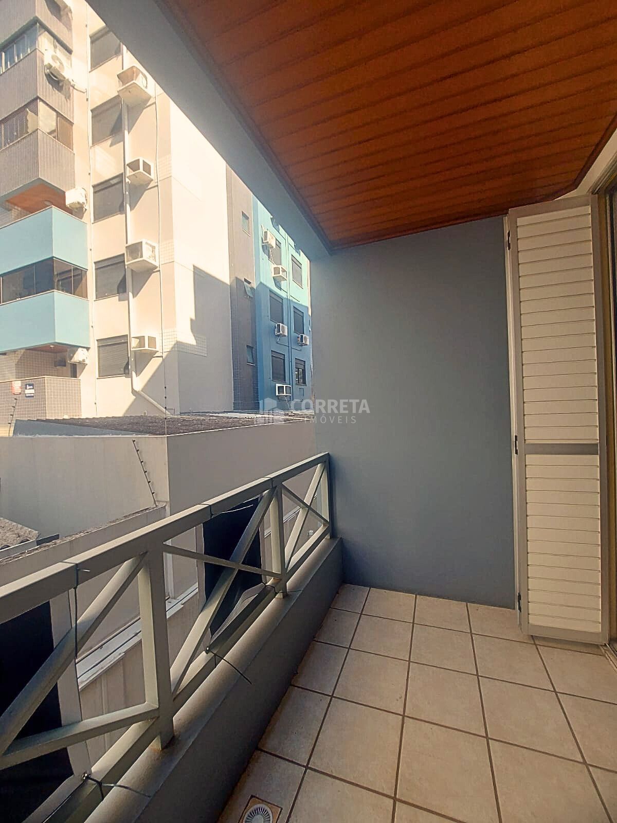 Apartamento à venda com 3 quartos, 122m² - Foto 11