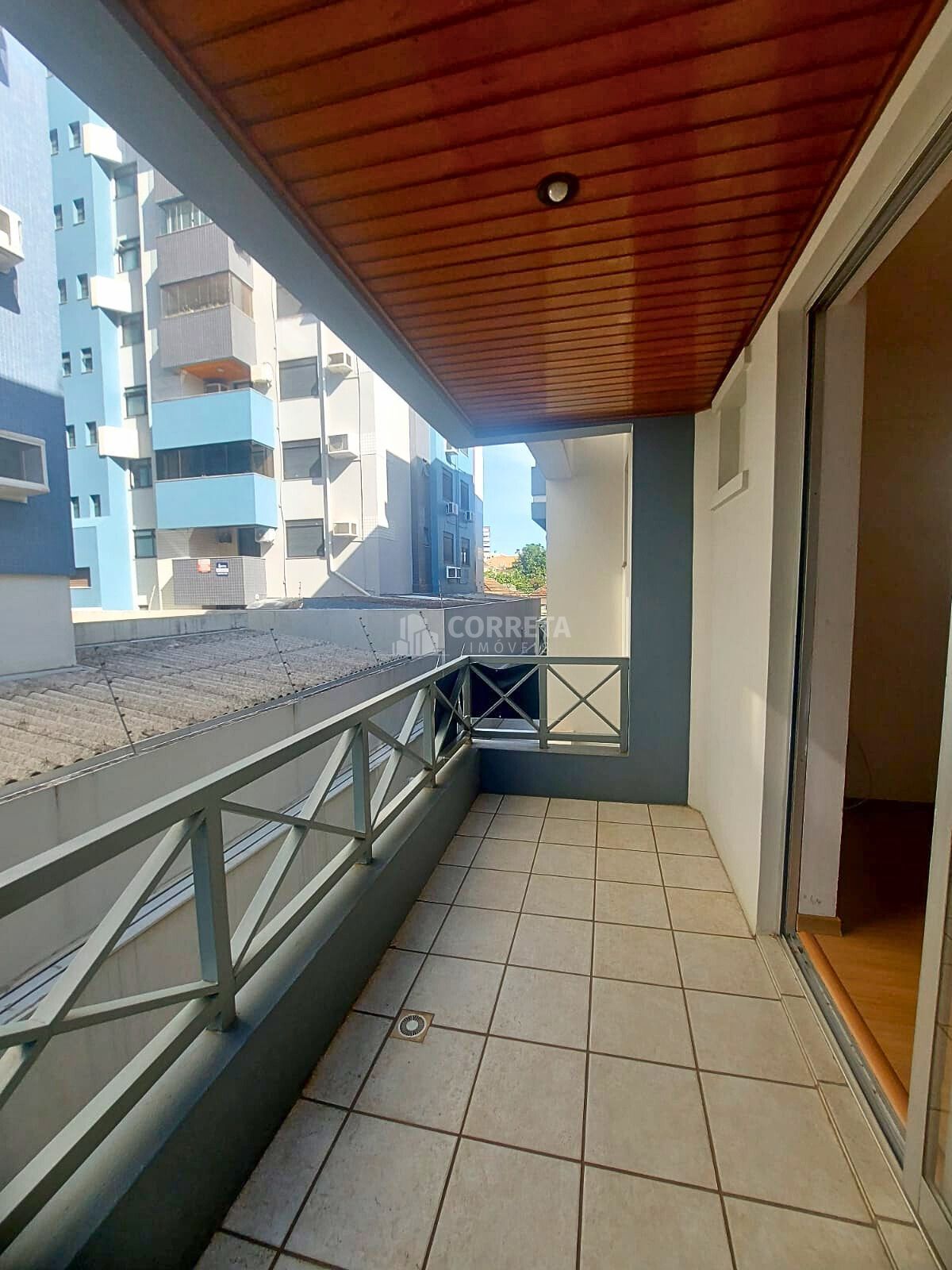 Apartamento à venda com 3 quartos, 122m² - Foto 4