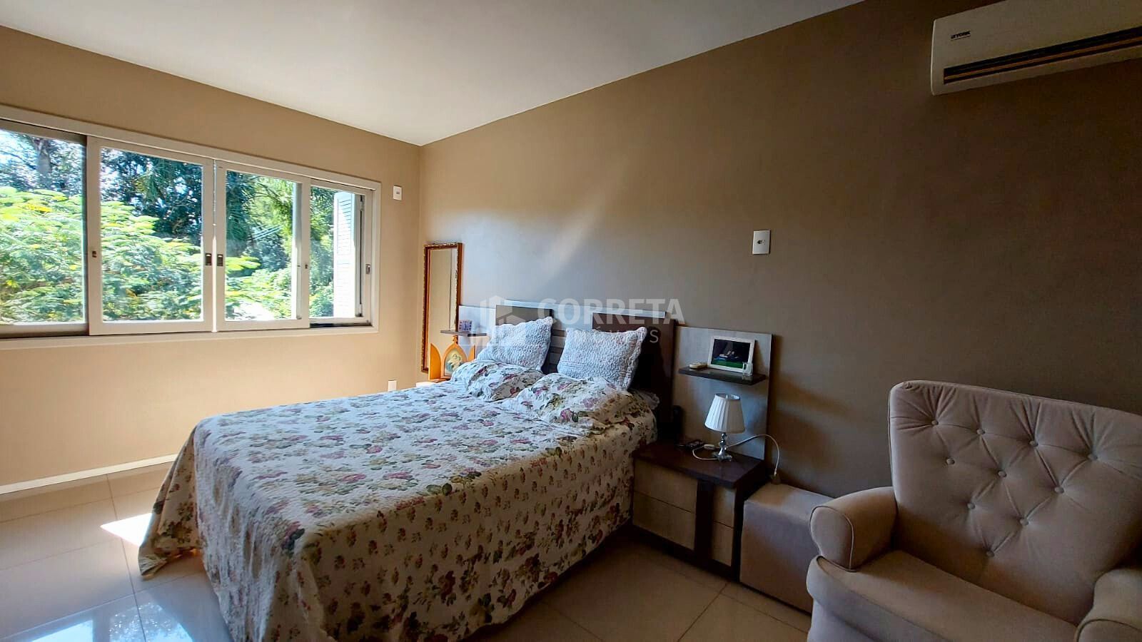 Casa à venda com 3 quartos, 260m² - Foto 14