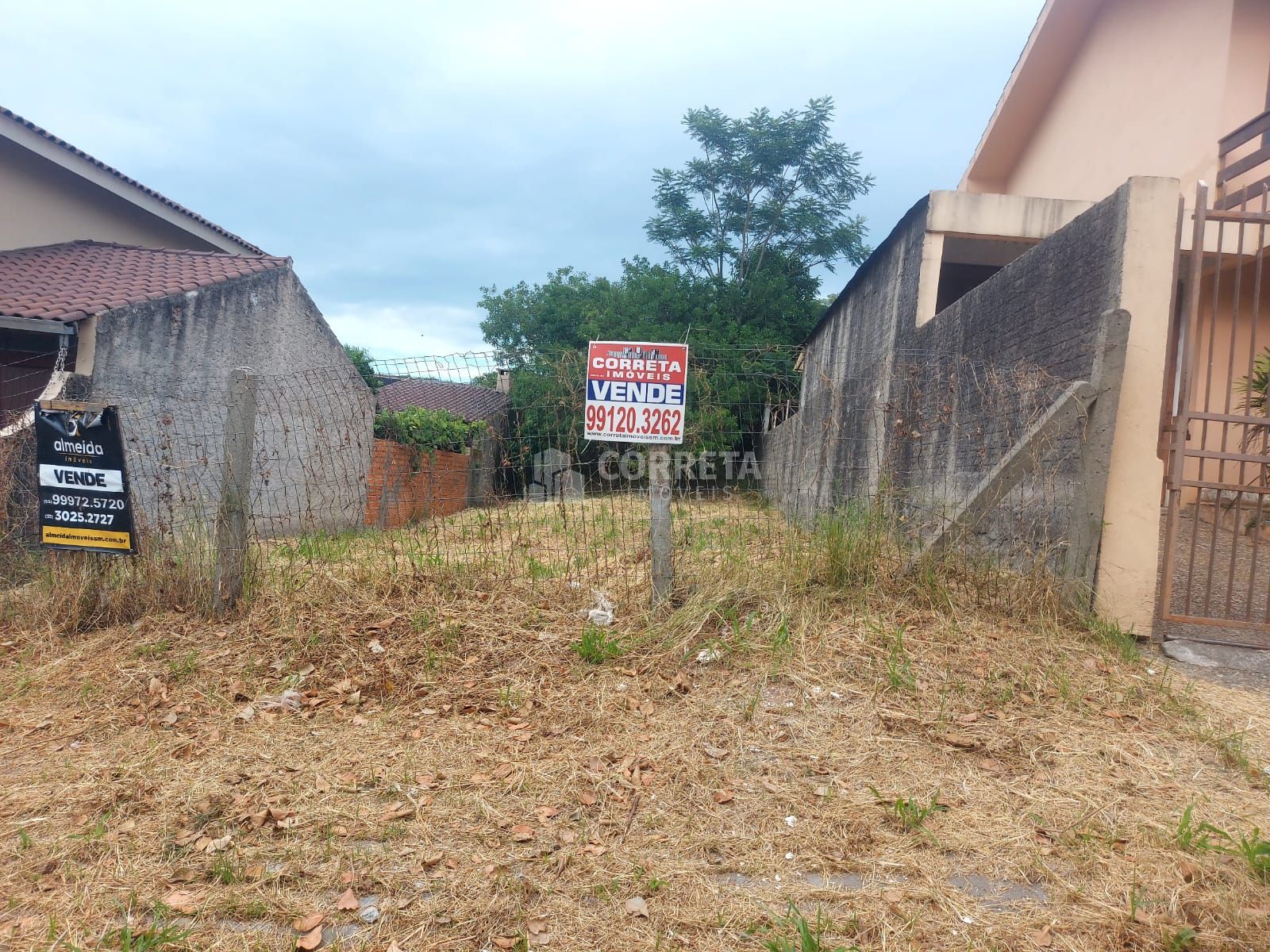 Terreno à venda, 200m² - Foto 1