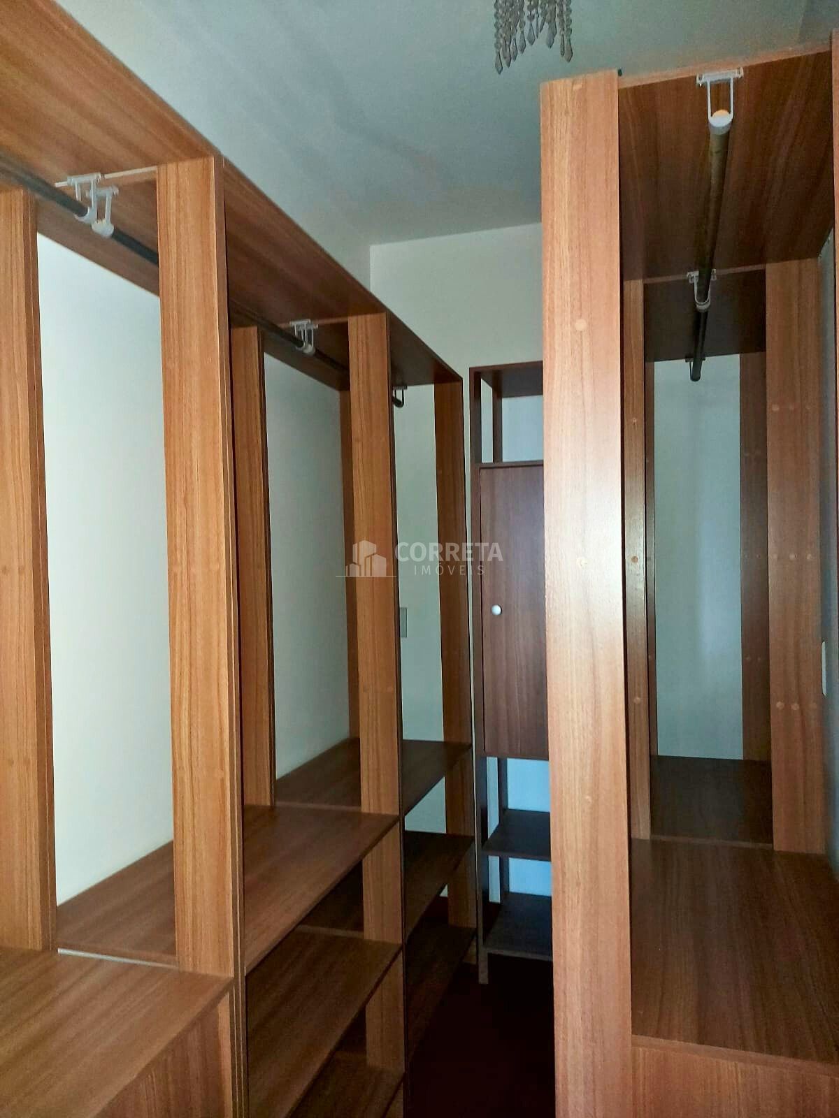 Casa à venda com 4 quartos, 256m² - Foto 25