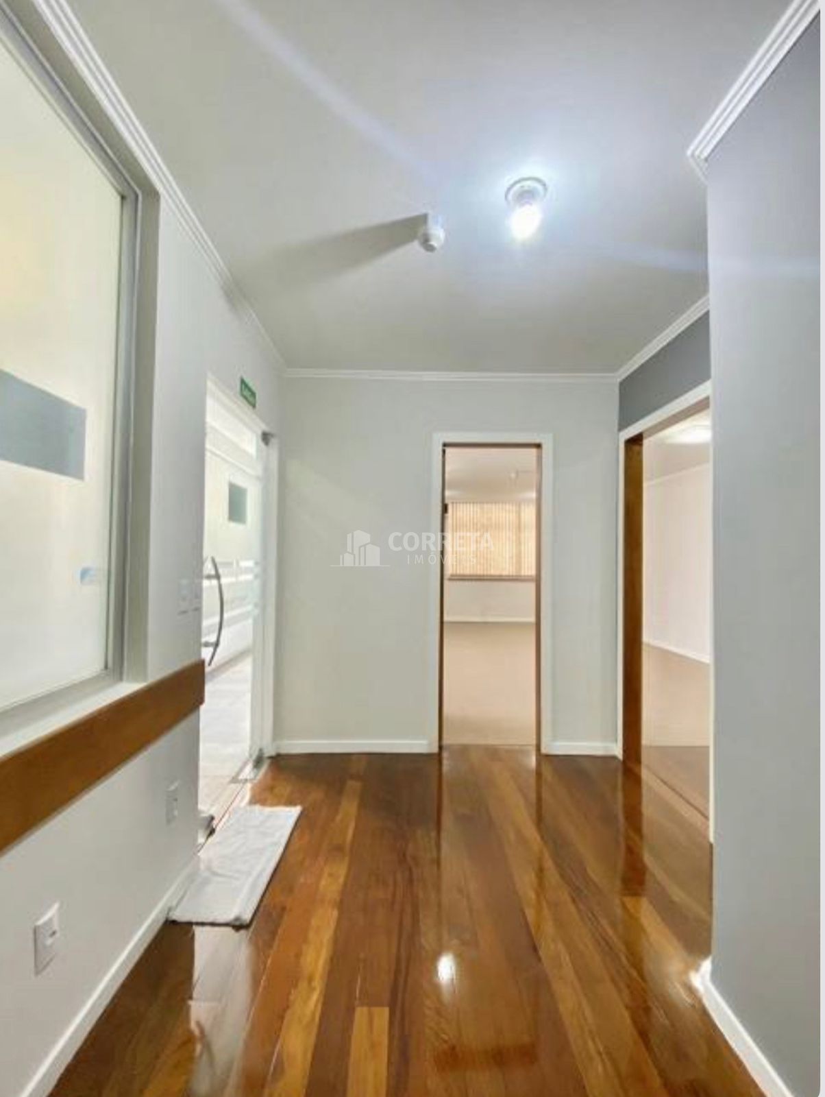 Conjunto Comercial-Sala à venda e aluguel com 5 quartos, 115m² - Foto 2