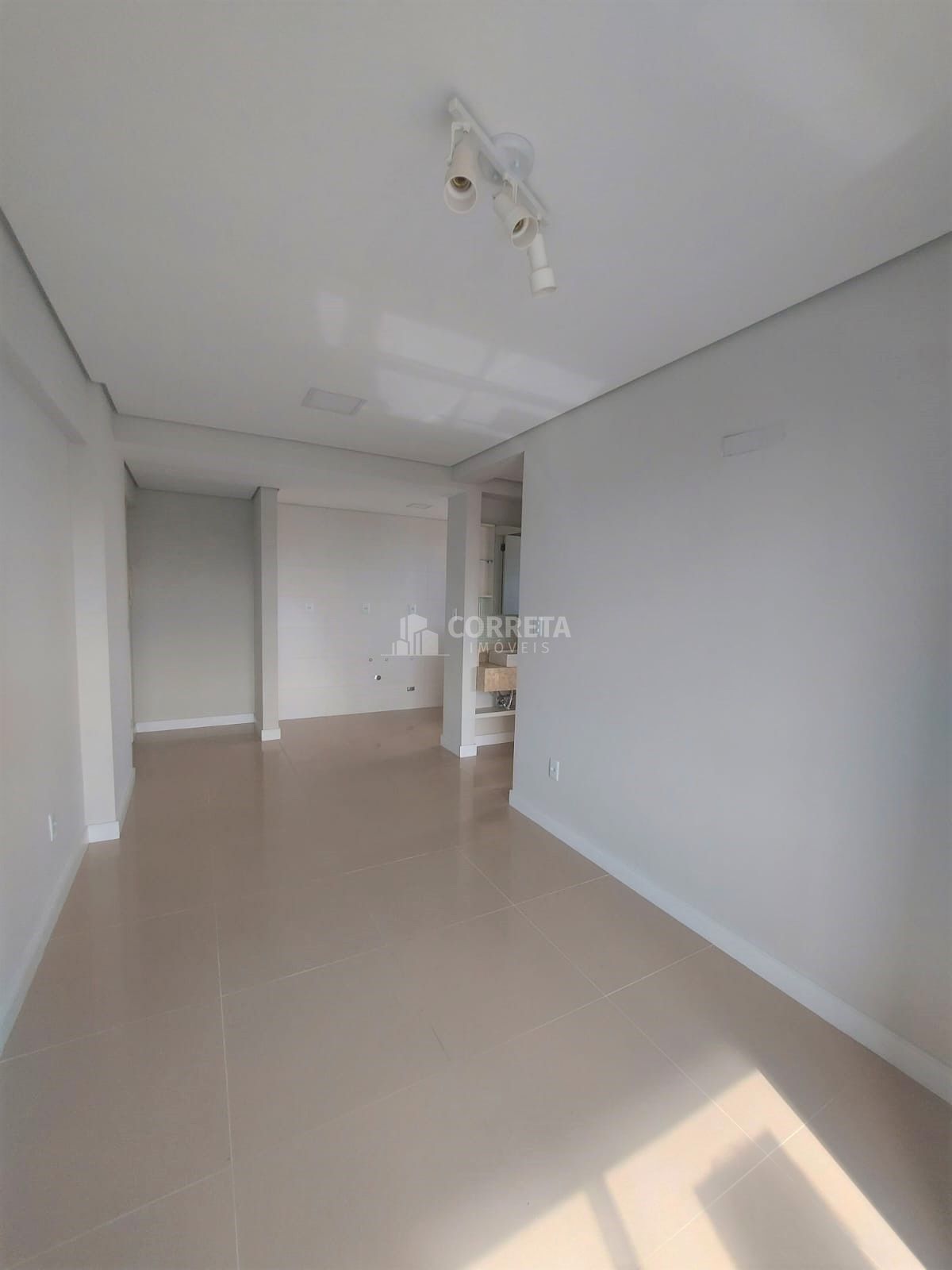 Apartamento à venda com 1 quarto, 42m² - Foto 5