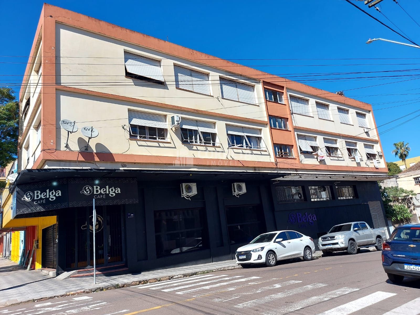 Apartamento amplo de 100m² privativos à venda em Santa Maria, RS