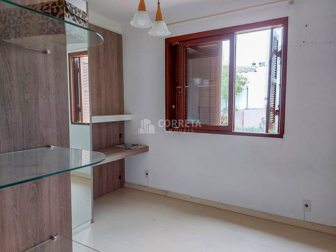 Casa à venda com 3 quartos, 127m² - Foto 4