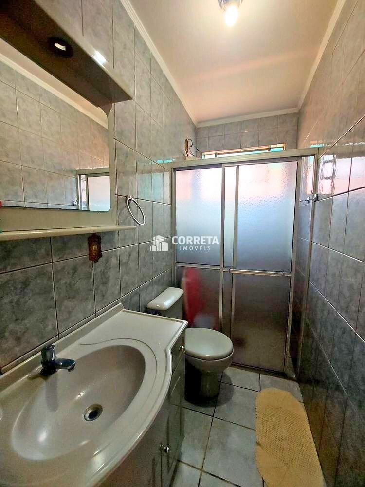 Casa à venda com 4 quartos, 130m² - Foto 12