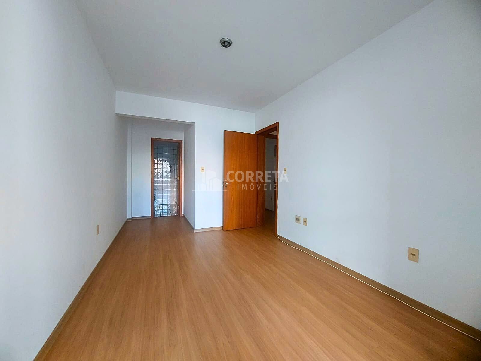 Apartamento à venda com 3 quartos, 122m² - Foto 9