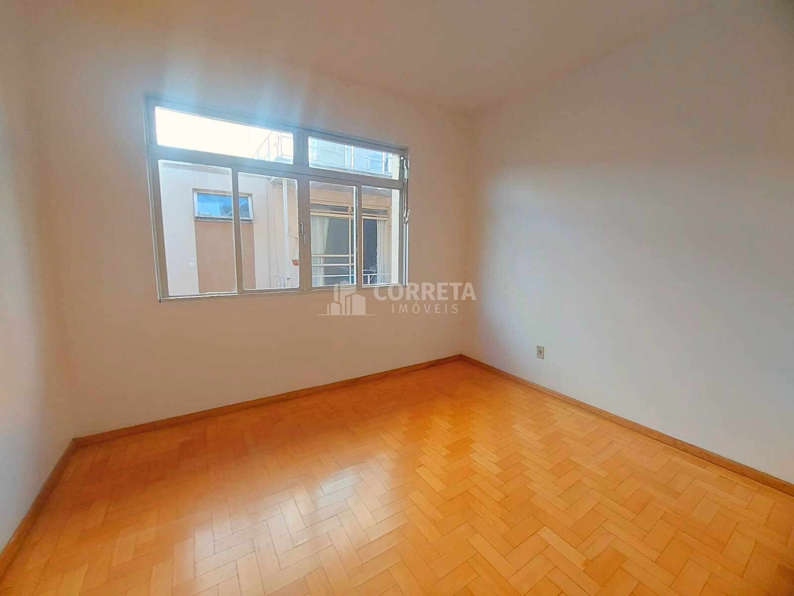 Apartamento para alugar com 3 quartos, 120m² - Foto 11