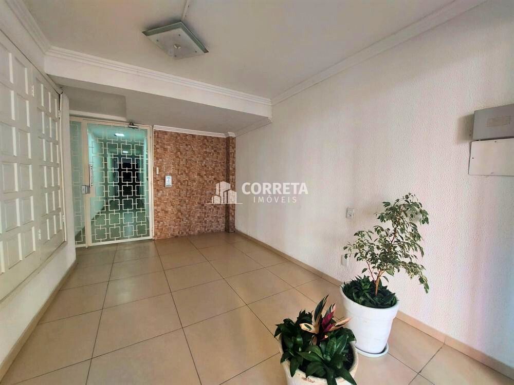 Apartamento à venda com 2 quartos, 111m² - Foto 3