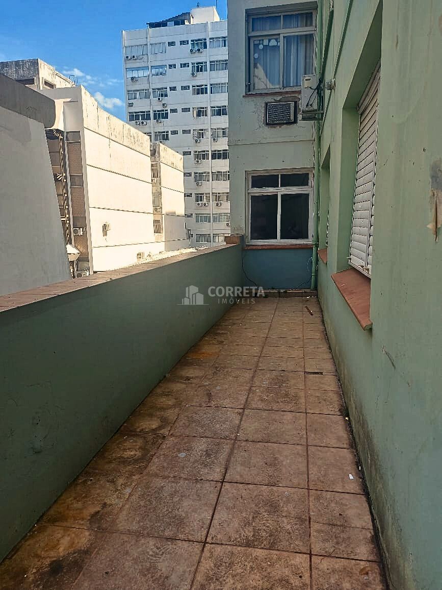 Apartamento à venda com 3 quartos, 128m² - Foto 13