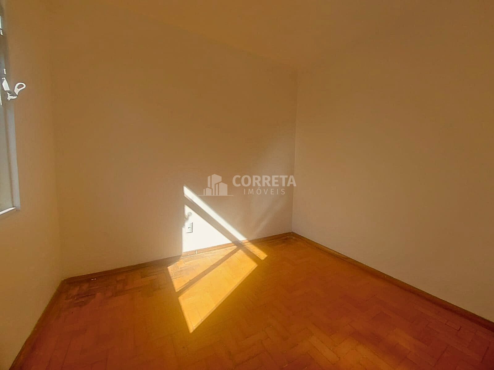 Apartamento para alugar com 3 quartos, 120m² - Foto 14
