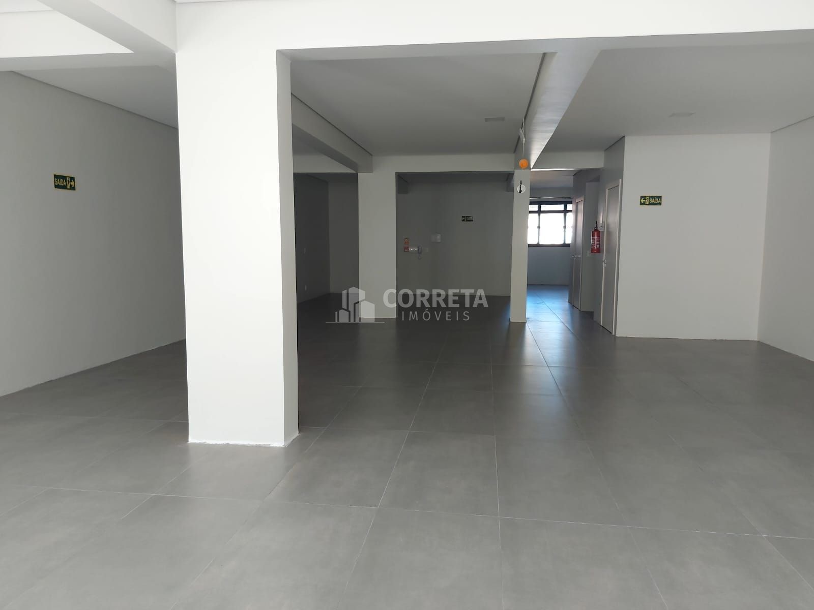 Conjunto Comercial-Sala para alugar com 1 quarto, 135m² - Foto 6