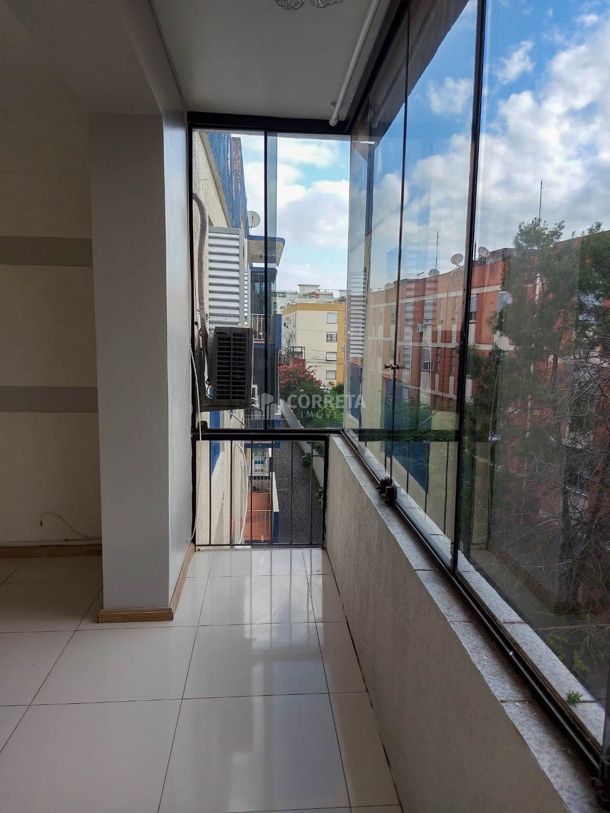 Apartamento à venda com 3 quartos, 95m² - Foto 3