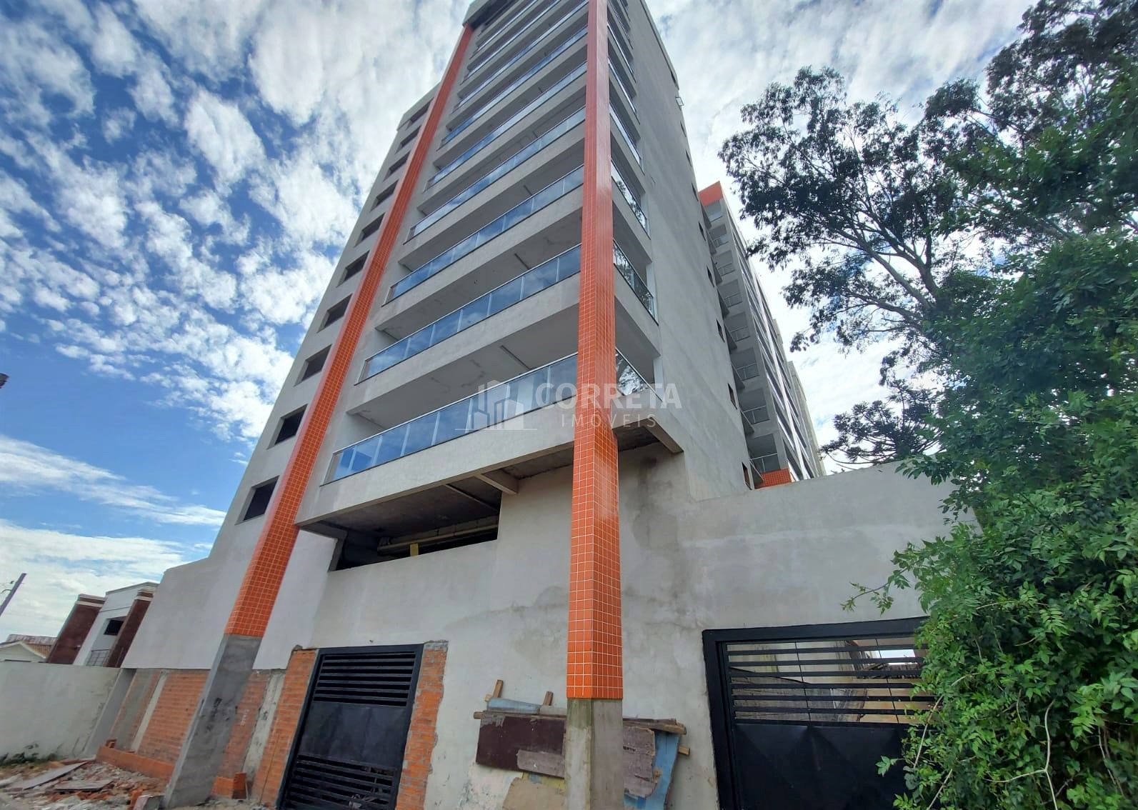 Apartamento à venda com 3 quartos, 165m² - Foto 2