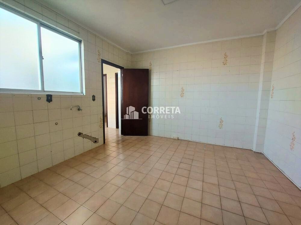 Apartamento à venda com 2 quartos, 111m² - Foto 8