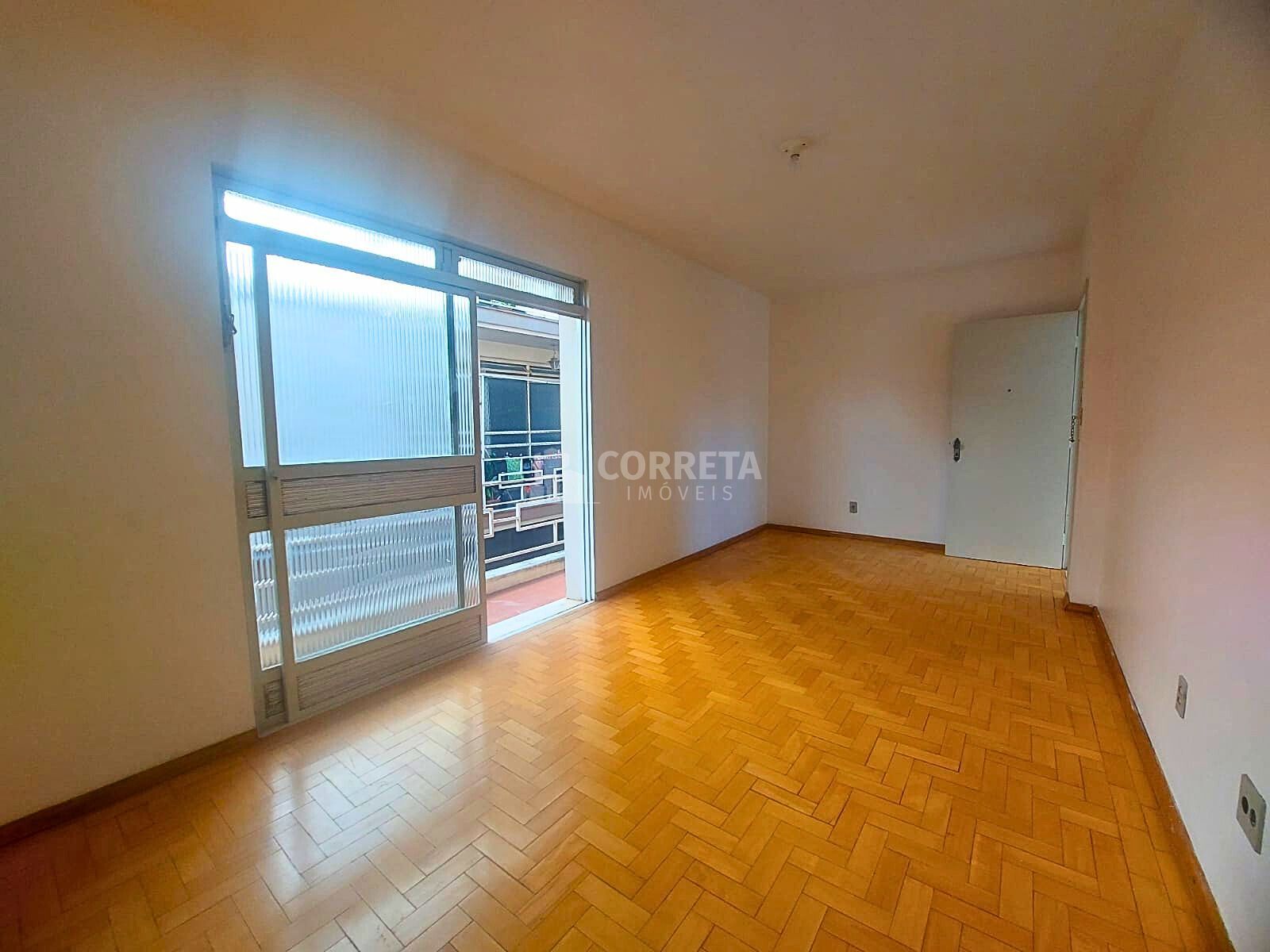 Apartamento para alugar com 3 quartos, 120m² - Foto 2