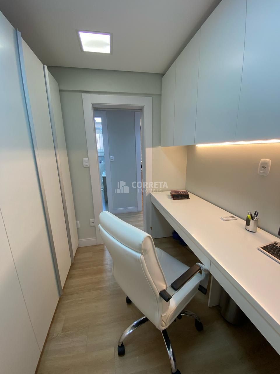 Apartamento à venda com 3 quartos, 150m² - Foto 19