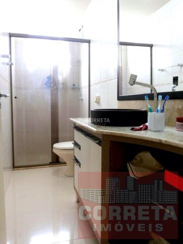 Apartamento à venda com 2 quartos, 69m² - Foto 4