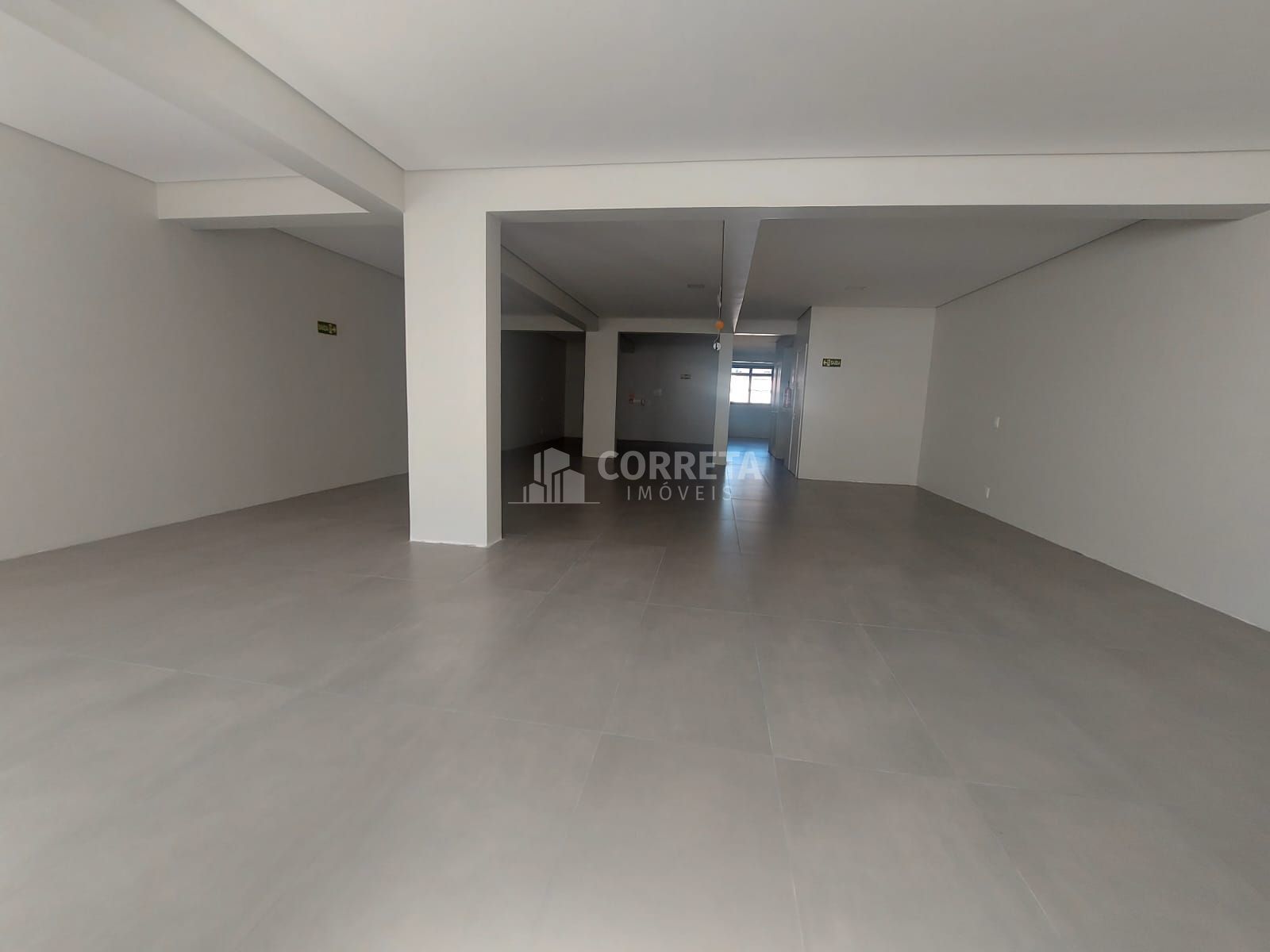 Conjunto Comercial-Sala para alugar com 1 quarto, 135m² - Foto 5