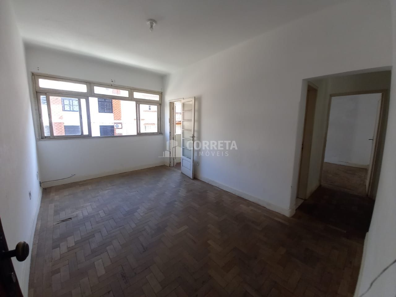 Apartamento à venda com 2 quartos, 86m² - Foto 2