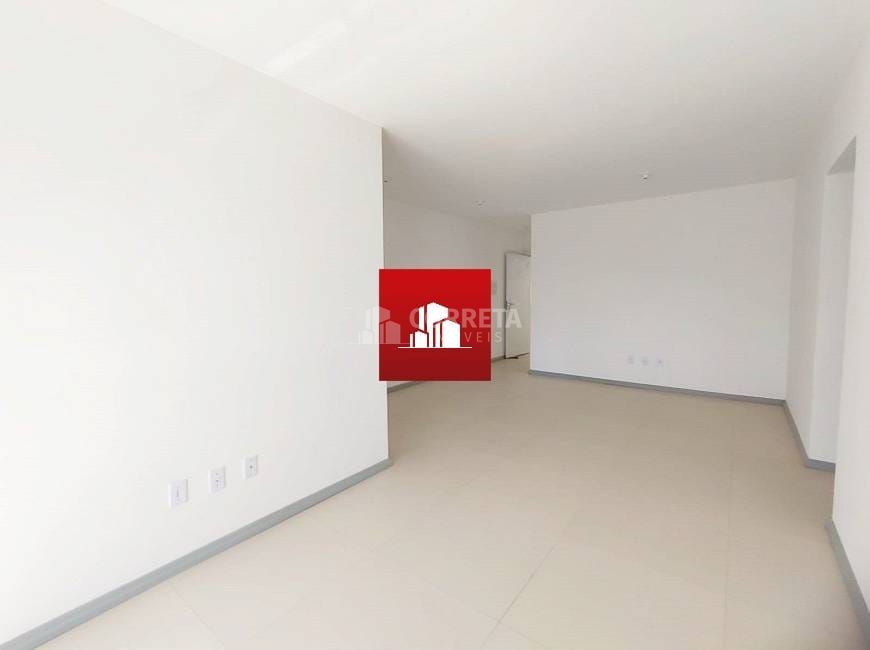 Apartamento à venda com 2 quartos, 79m² - Foto 3