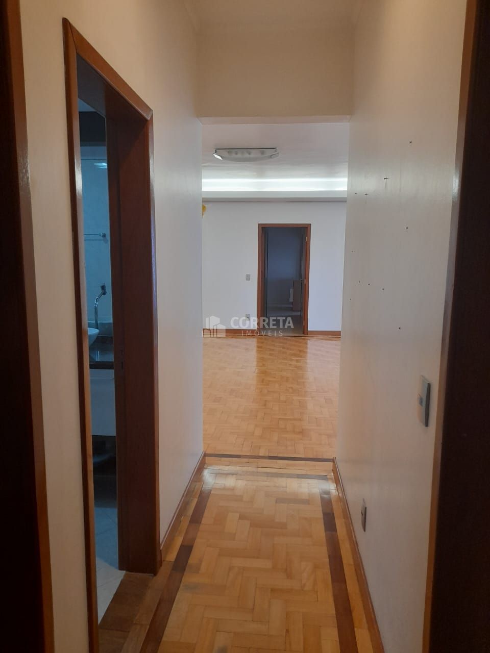 Apartamento à venda com 4 quartos, 235m² - Foto 15