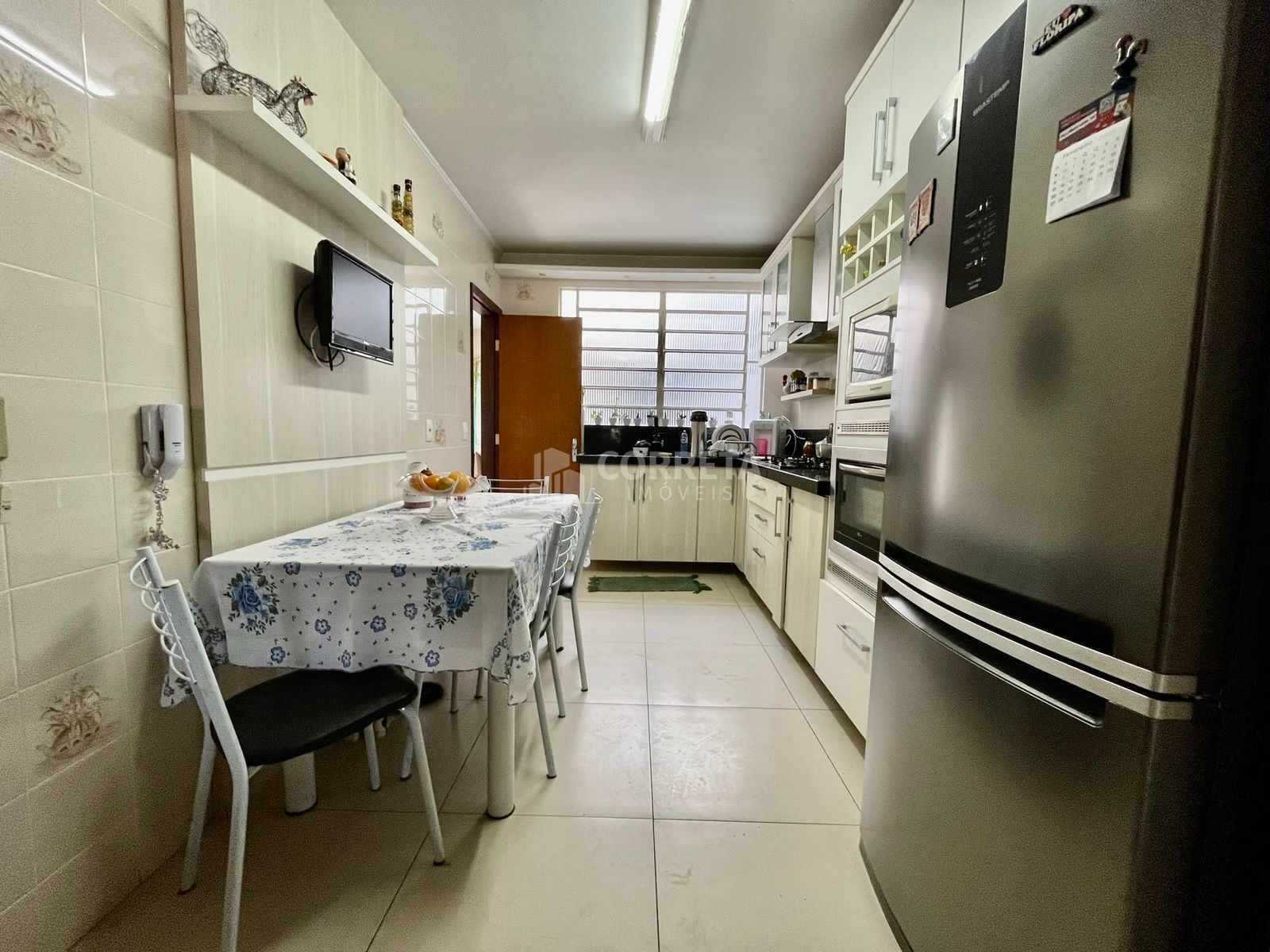 Apartamento à venda com 3 quartos, 196m² - Foto 12