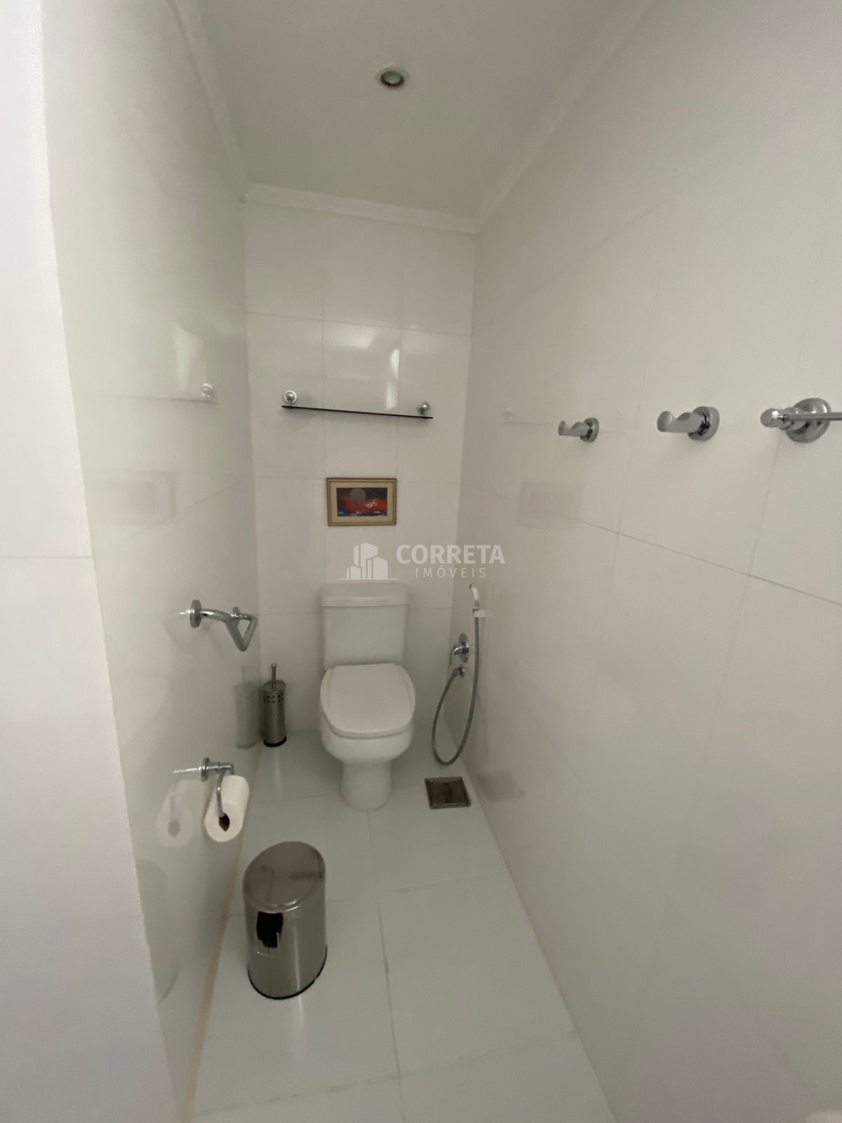 Apartamento à venda com 3 quartos, 240m² - Foto 17